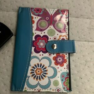 I am selling another wallet